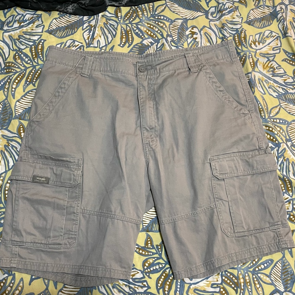 Wrangler Cargo shorts